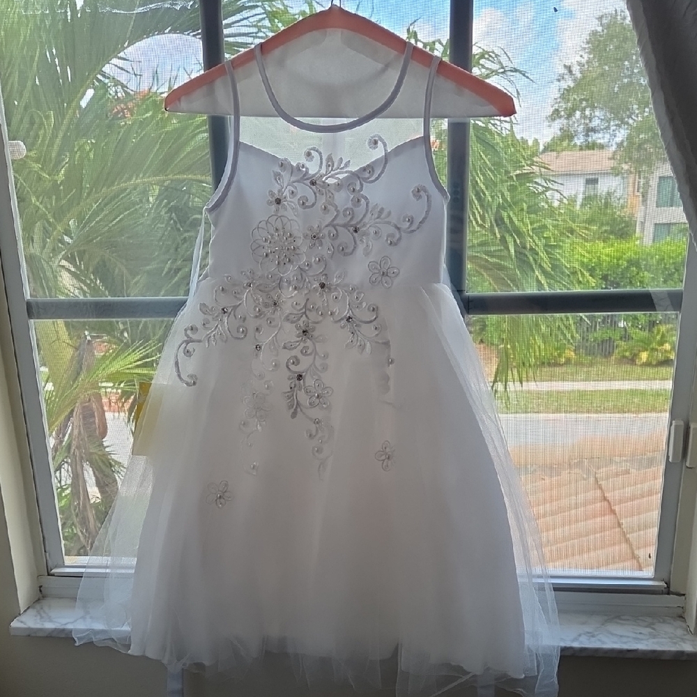 Petite Adele Elegant White Floral Kids Dress